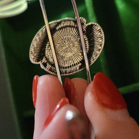 Silver Tone Melon Colored Stone 8.5" Bracelet - Picture 4 of 4